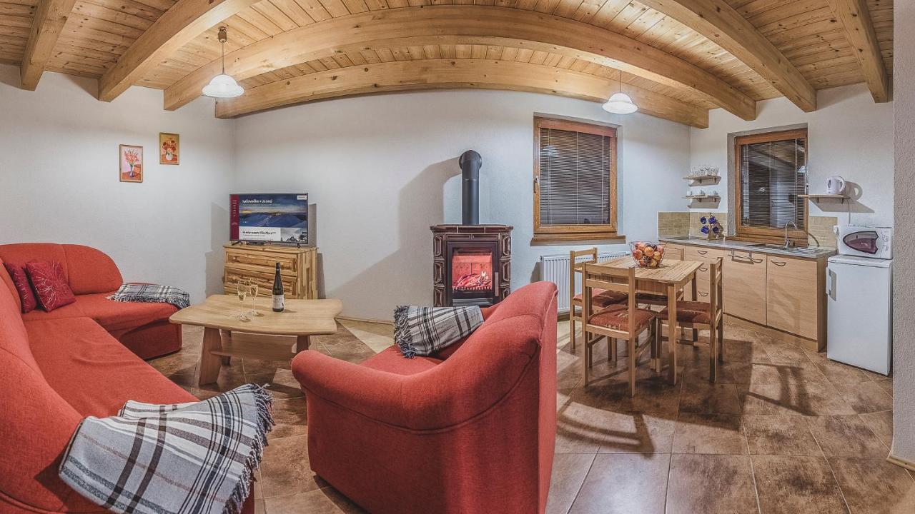 Apartmany A Studia Villa Flora Liptovská Sielnica Exterior foto