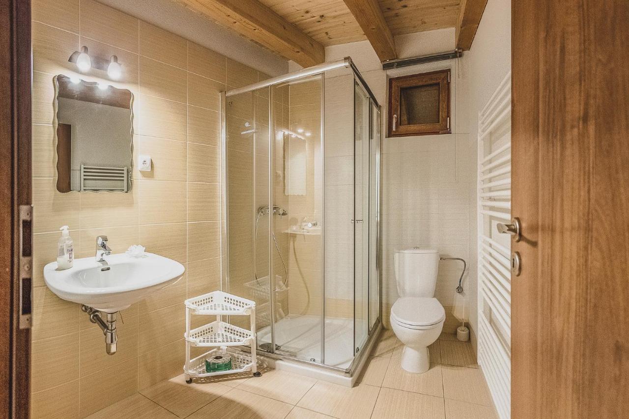 Apartmany A Studia Villa Flora Liptovská Sielnica Exterior foto