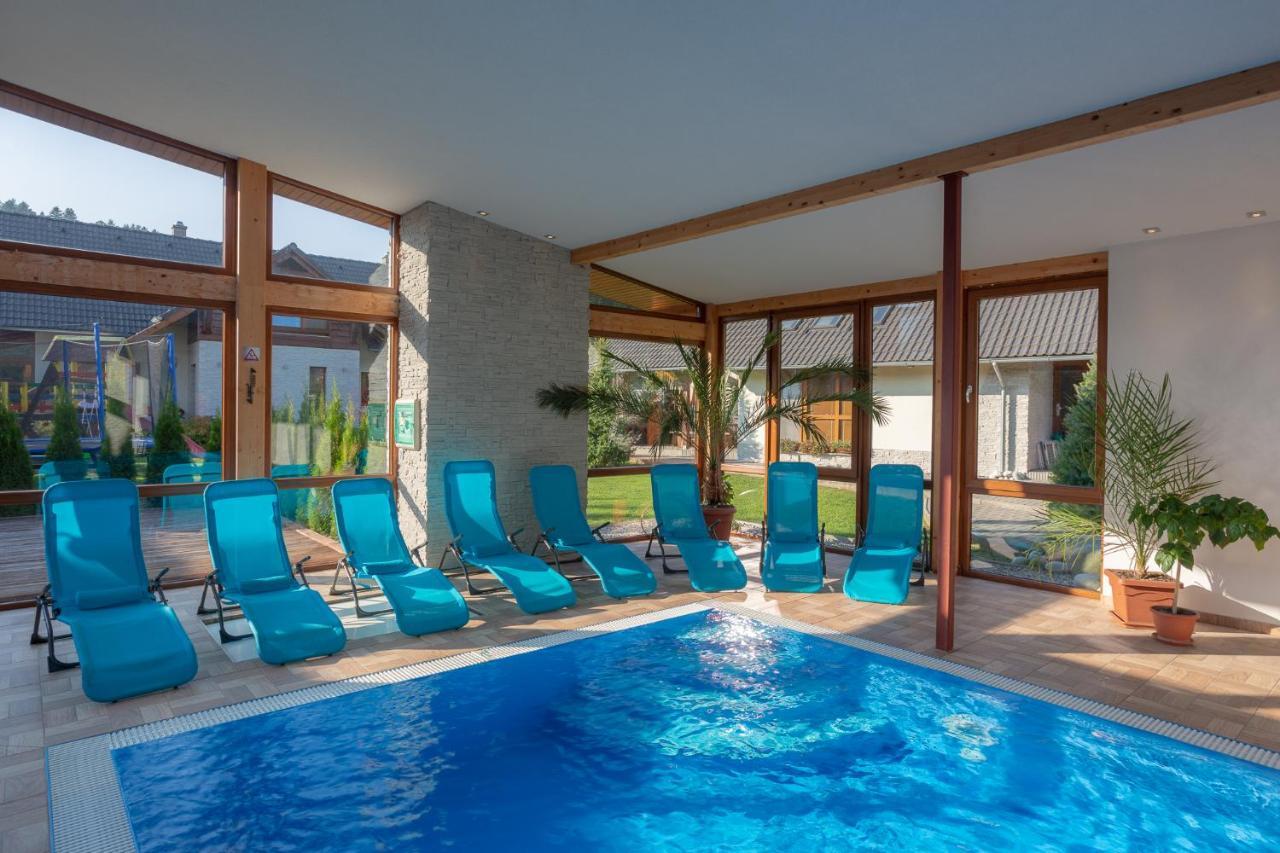 Apartmany A Studia Villa Flora Liptovská Sielnica Exterior foto